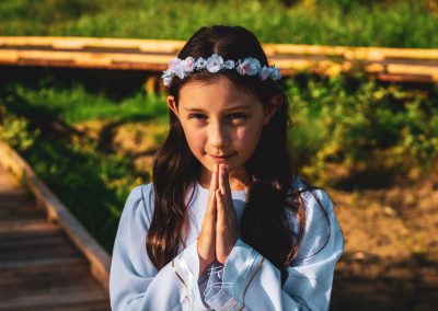 fotografia portretowa fotograf nowy sącz zdjęcia sesja komunia strój